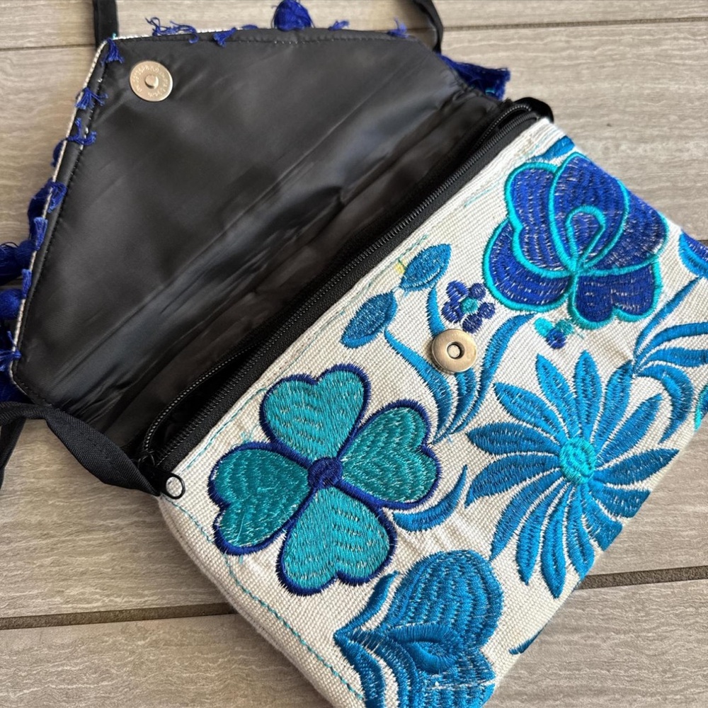Perfect Spring/Summer purse - Picture 3 of 4